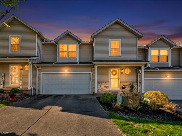 90 Grand Key Dr, Grand River, OH 44045