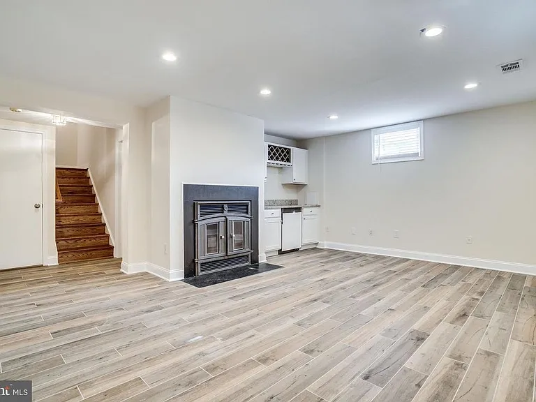 6505 Gretna Green Way — Photo 28