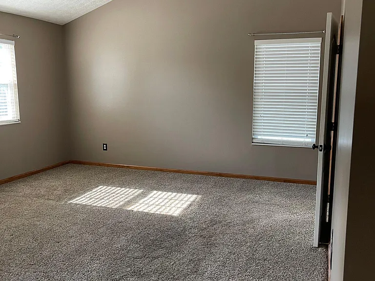 5271 Summerset Dr — Photo 42