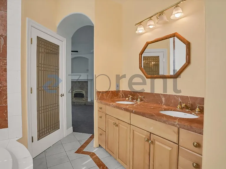 867 E Willow Ave — Photo 45