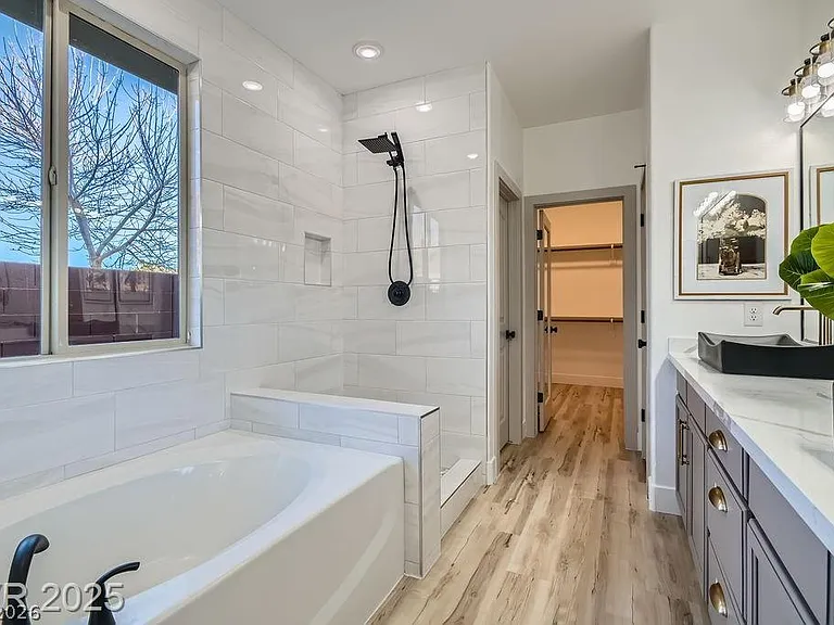 5873 Skyfall Ct — Photo 28