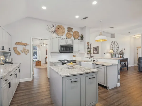 8317 Trail Lake Dr, Rowlett, TX 75088