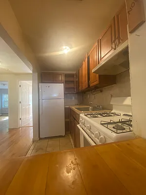 Rented by Access Unlimited Real Estate Inc | media 10