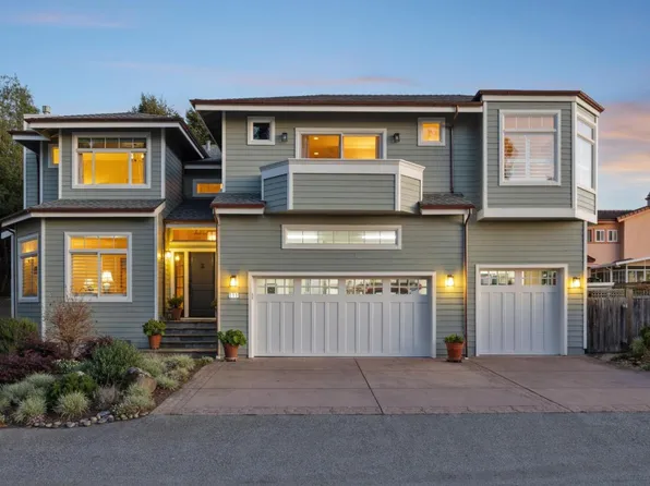 330 Magellan Ave, Half Moon Bay, CA 94019