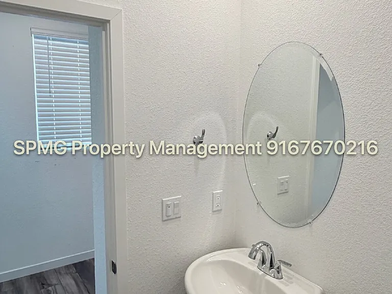 1910 Brunel St — Photo 11