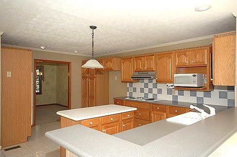 3rd image of 70 Lobhaugh Ln