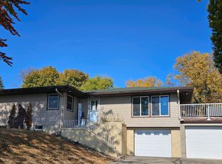 303 Sakatah Blvd N, Waterville, MN 56096
