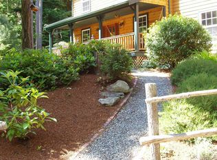 3939 Brenden Cir, Clinton, WA 98236