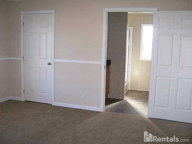 1st image of 22 Brookview Dr