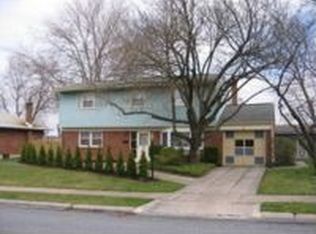 105 Radcliffe Ave, West Lawn, PA 19609