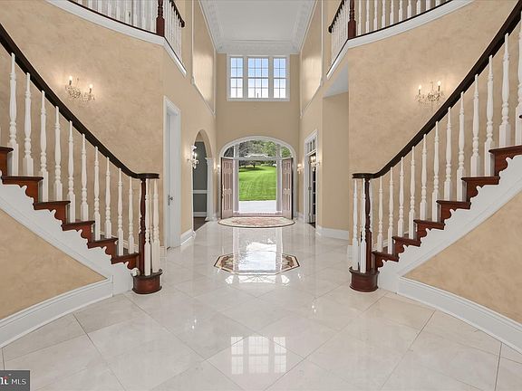 4th image of 15509 Cattail Oaks