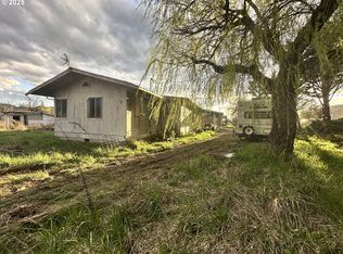 3699 Nonpareil Rd, Sutherlin, OR 97479