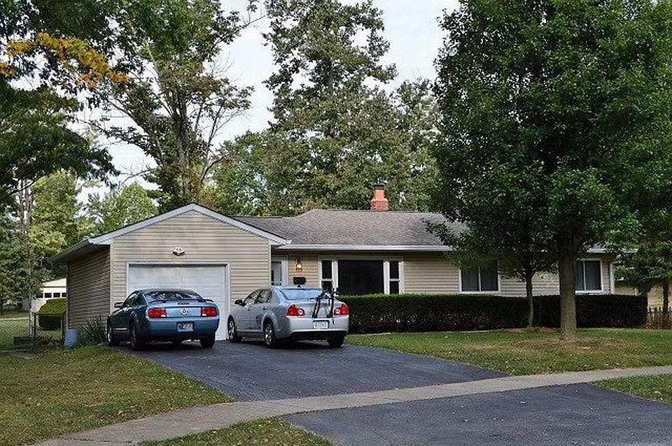 323 N Hillsdale Dr