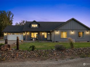 390 Deer Meadow Dr, Cle Elum, WA 98922