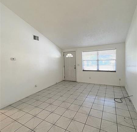 4th image of 7503 Woodland Oaks Ct