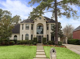 19011 Pinewood Glen Dr, Spring, TX 77388