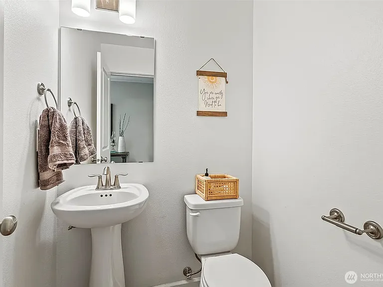 26 Marina Dr — Photo 2