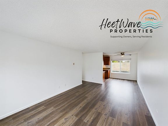 4th image of 4912 W Point Loma Blvd #6