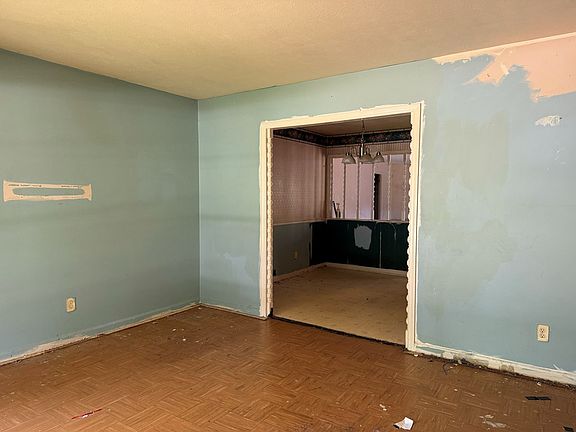 2nd image of 5130 Thomason Ave
