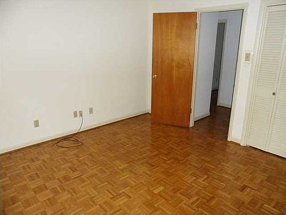 3rd image of 4179 Lantern Ln S