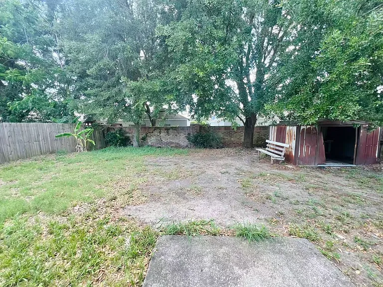 464 Spreading Oak Cir — Photo 21