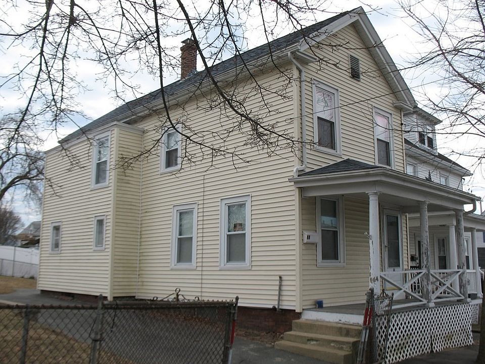 2nd image of 68 Dexter St