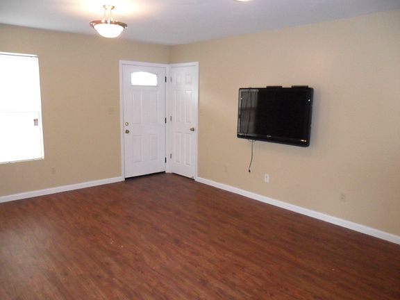 5th image of 141 American Ave