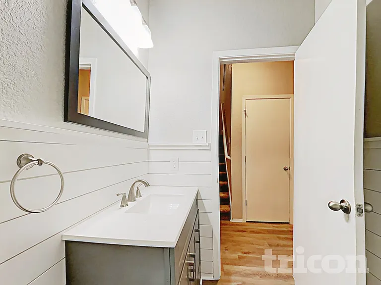9411 Sandy Ridge Way — Photo 13