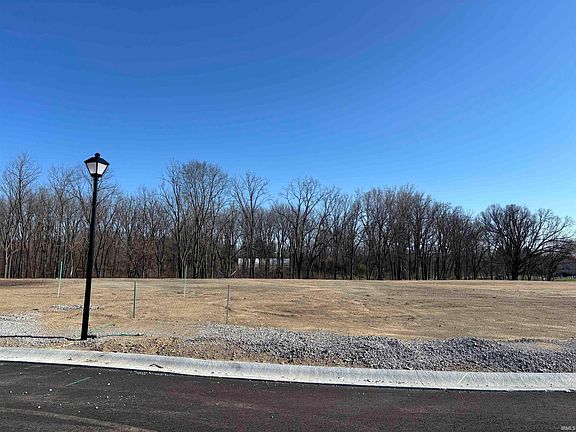 2nd image of 850 Gentle Brook Trl