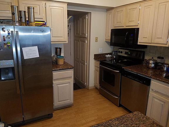 5th image of 5262 Breeze Hill Pl