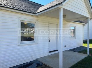 1901 Merritt Dr, Greensboro, NC 27407