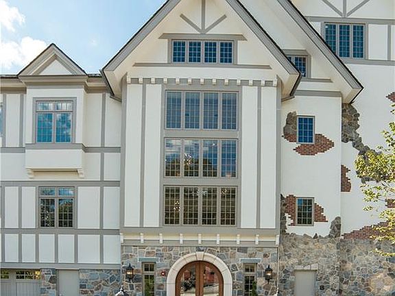 2nd image of 2C Weaver St #14