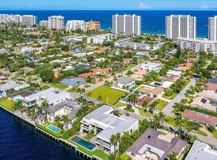 700 Malaga Dr, Boca Raton, FL 33432