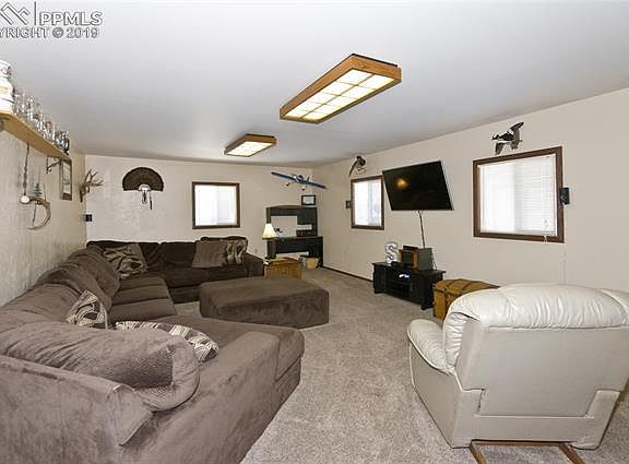4th image of 602 E Fullview Ave