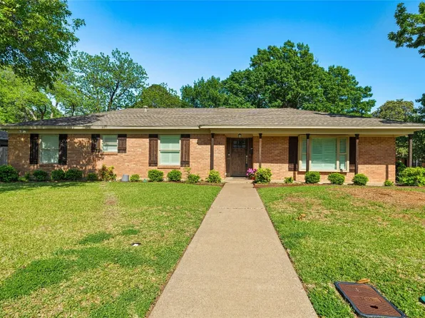 1001 Forrest Dr, Arlington, TX 76012