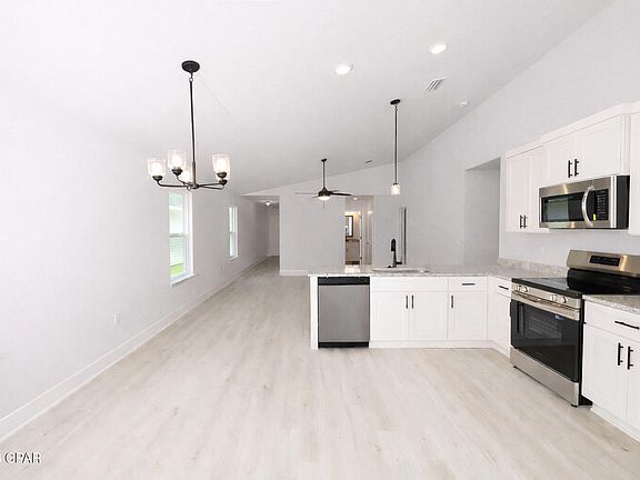 5th image of 7114 Fox Meadow Dr