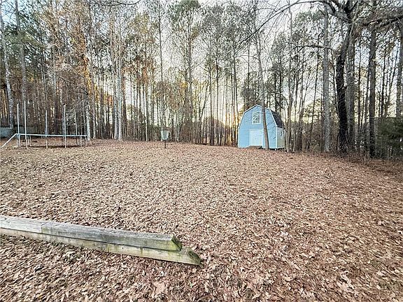 4th image of 5080 Hudson Rd