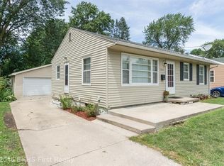 1514 55th St, Des Moines, IA 50311