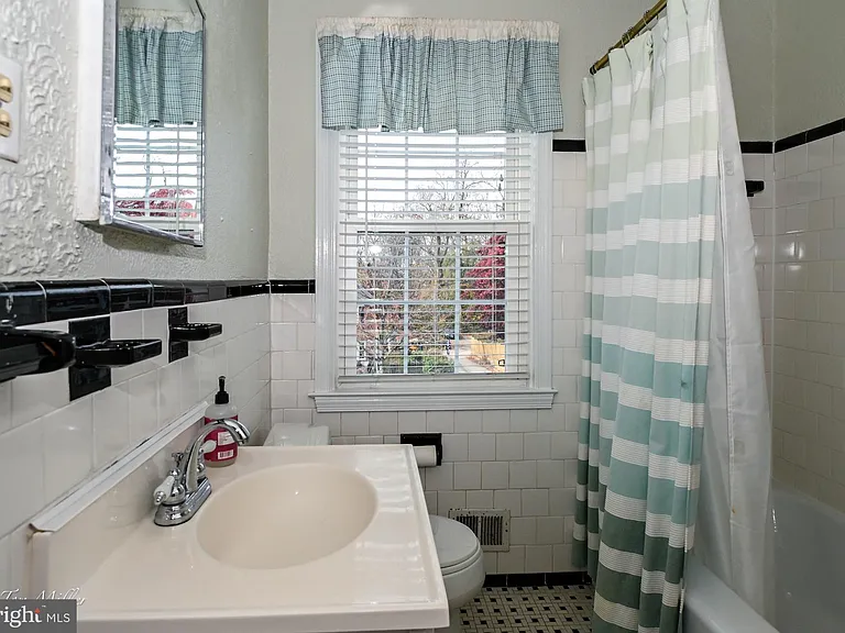 127 Stanmore Rd — Photo 13