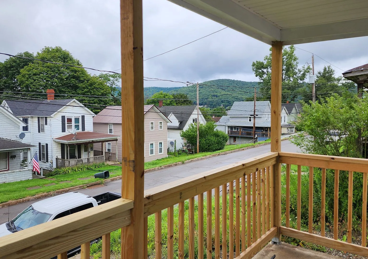 Spacious Four-Bedroom, Completely Remodeled Home in Bradford PA! Schedule a Tour Today! — Photo 3