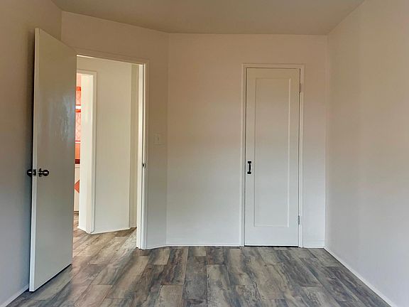 2nd image of 4855 1/2 Santa Cruz Ave