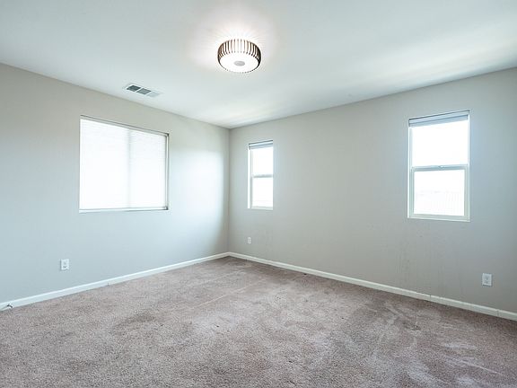 4th image of 36572 Obaria Way