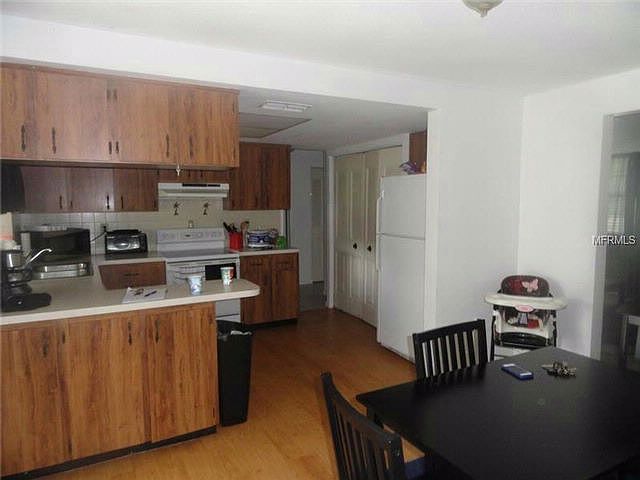 2nd image of 7748 Cherrytree Ln