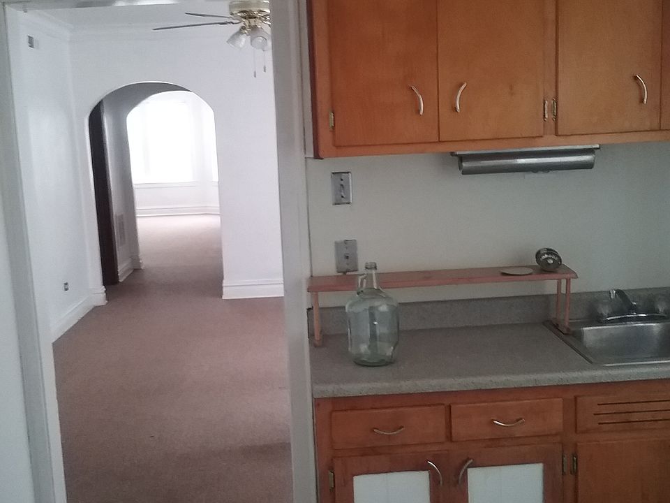 2nd image of 7316 S Rockwell St APT 2