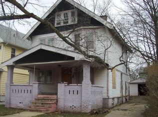 1377 Hampton Rd, East Cleveland, OH 44112
