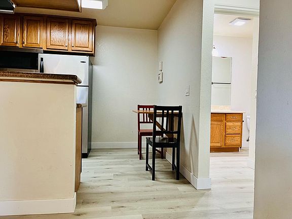 4th image of 1631 Bayview Heights Dr