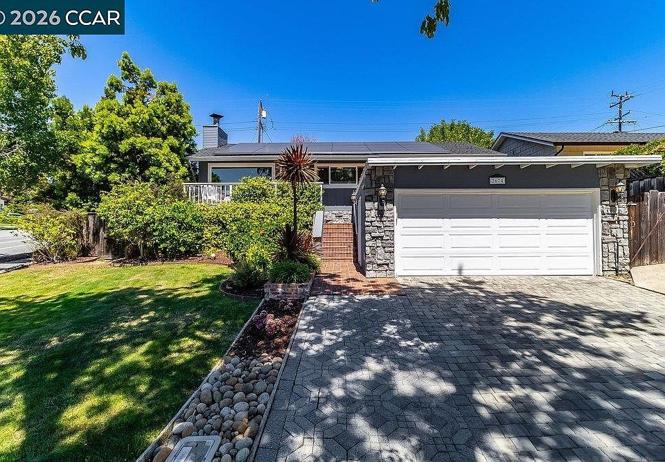1st image of 2674 Briarfield Ave