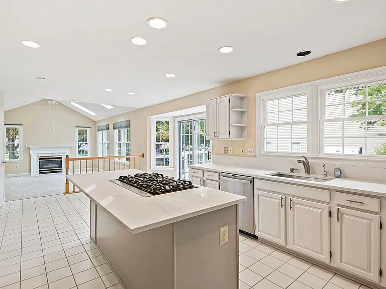 3109 Nestling Pine Ct — Photo 9