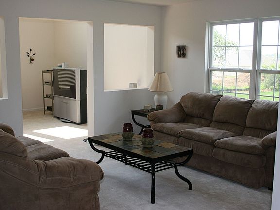 2nd image of 2800 Leonard Ln