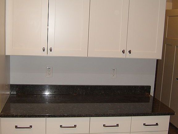 4th image of 212 W Drysdale Way